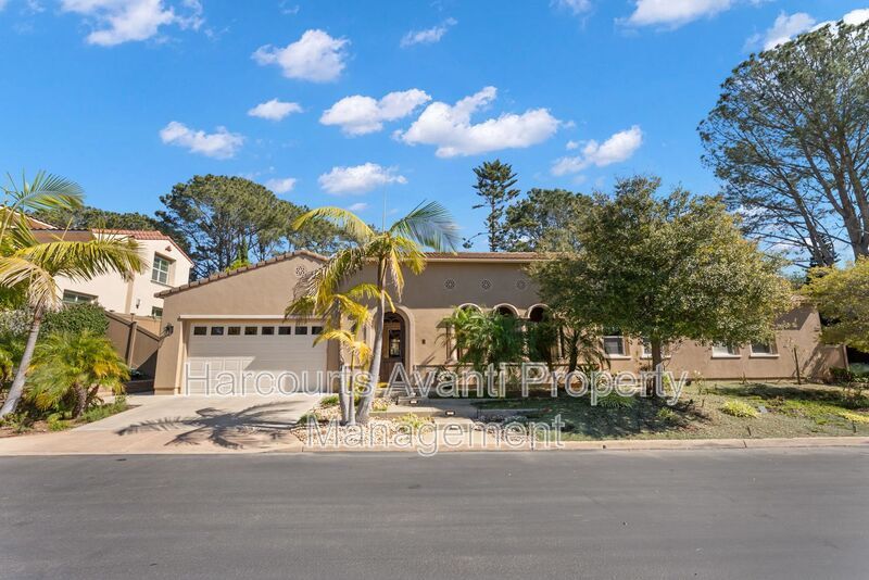 Single-Level 4BD Coastal Home in Prime Encinitas Location property image