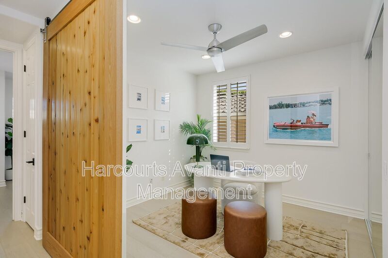 Walk to Beach & Cedros Stunning 4BR Home in Prime Solana Beach Location property image