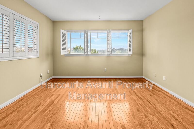 Spacious Golden Hill Townhome with 2-Car Garage & Canyon Views! property image