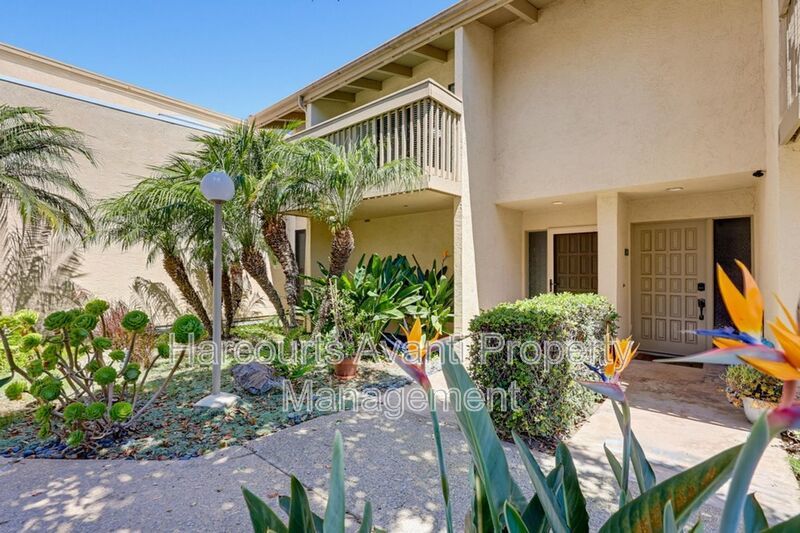 3 Bedroom + Loft in Solana Beach & Tennis Club property image