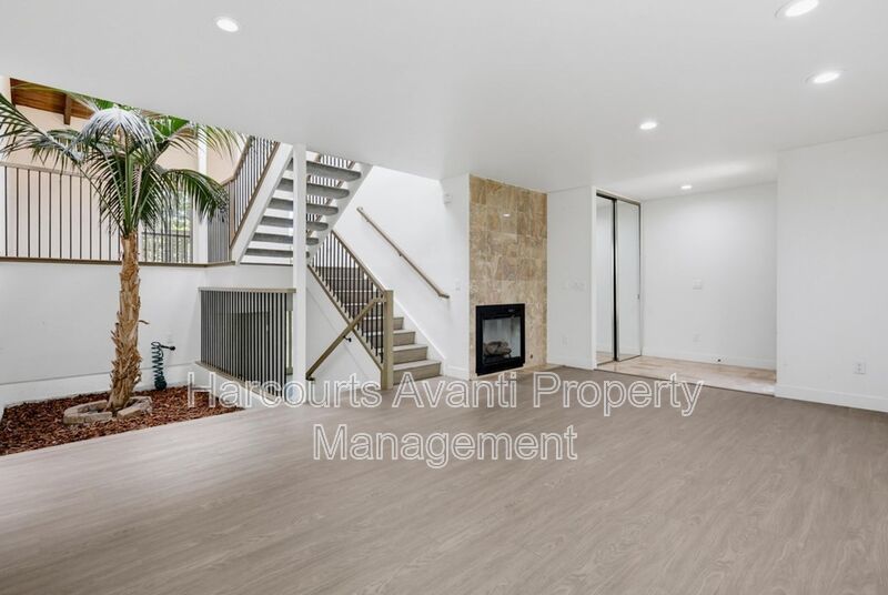 3 Bedroom + Loft in Solana Beach & Tennis Club property image