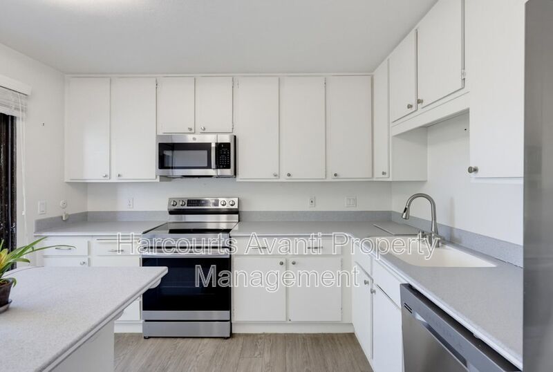 3 Bedroom + Loft in Solana Beach & Tennis Club property image