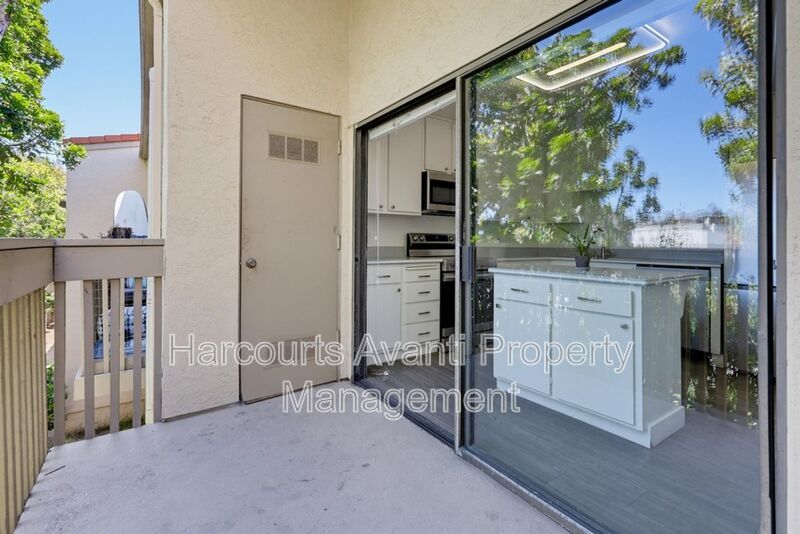 3 Bedroom + Loft in Solana Beach & Tennis Club property image