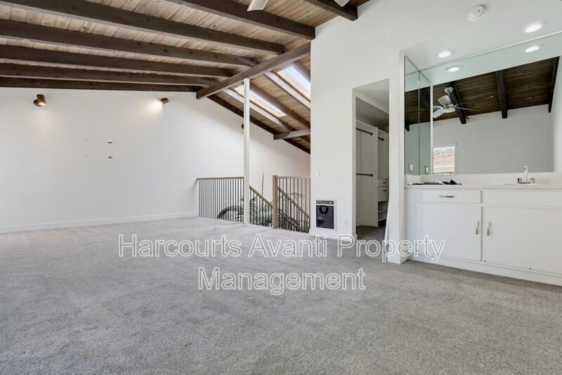 3 Bedroom + Loft in Solana Beach & Tennis Club property image
