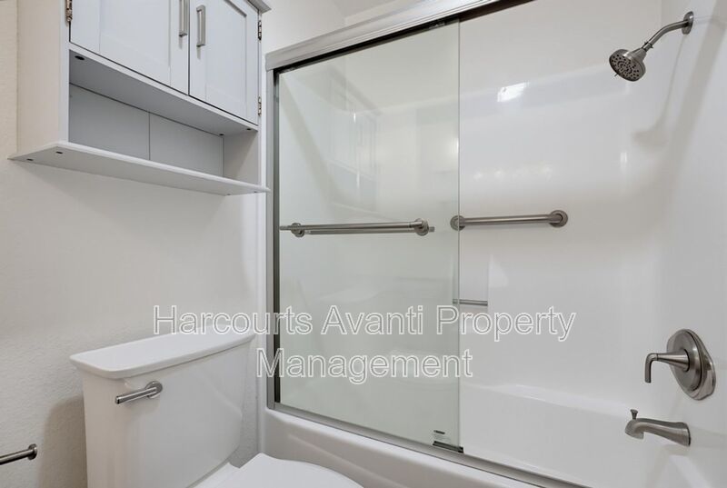 3 Bedroom + Loft in Solana Beach & Tennis Club property image