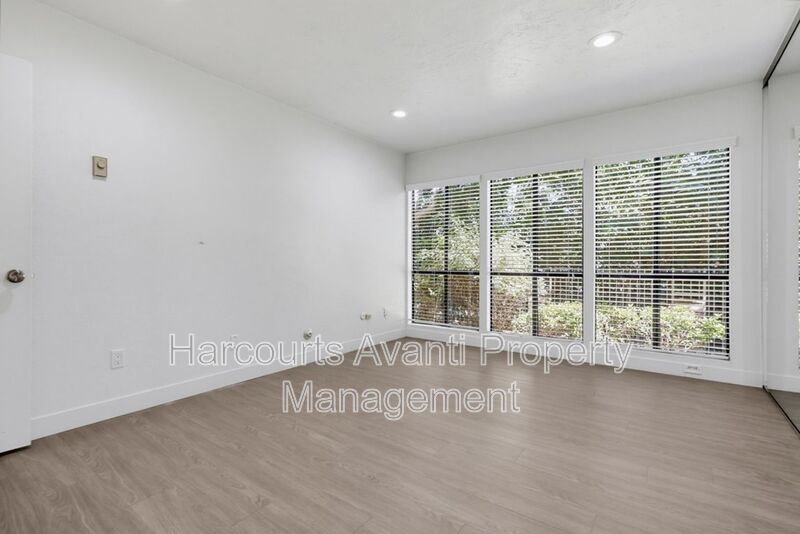 3 Bedroom + Loft in Solana Beach & Tennis Club property image