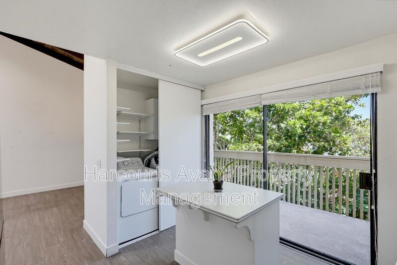 3 Bedroom + Loft in Solana Beach & Tennis Club property image