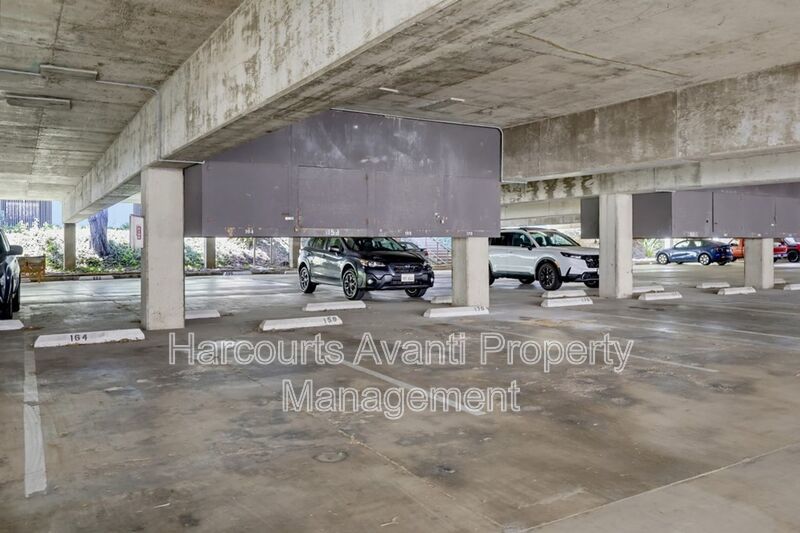 3 Bedroom + Loft in Solana Beach & Tennis Club property image