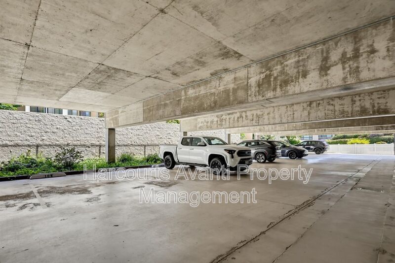 3 Bedroom + Loft in Solana Beach & Tennis Club property image