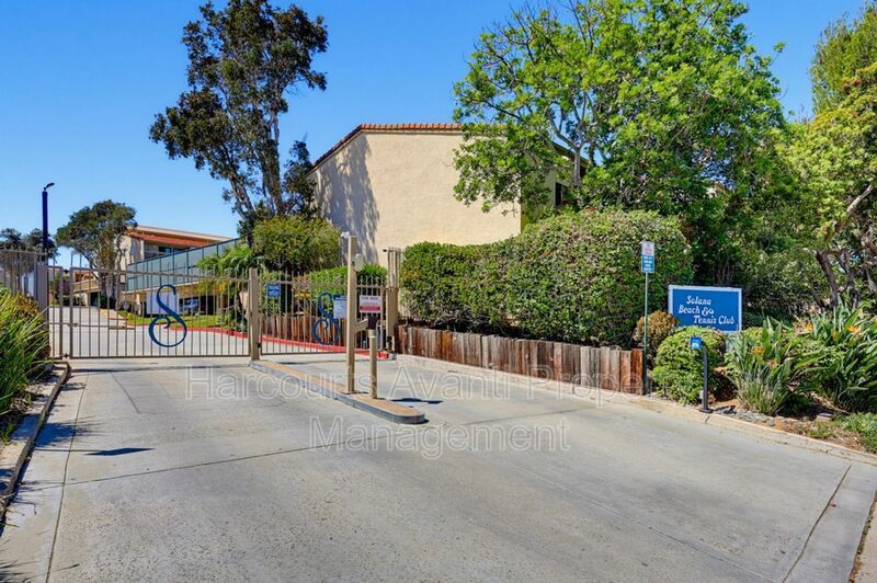 3 Bedroom + Loft in Solana Beach & Tennis Club property image