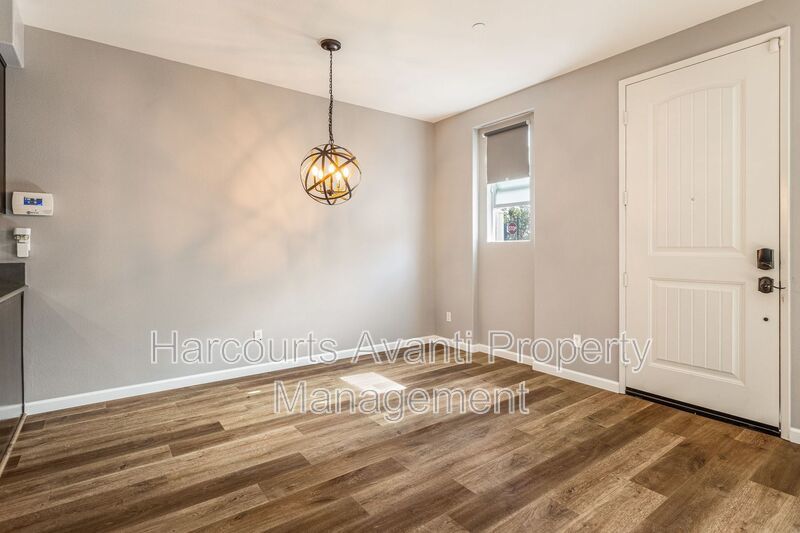 Beautiful 4 Bed 3.5 Bath Home in Great School District!! Located in Montecito. property image